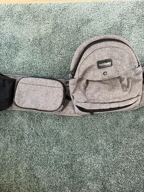 Tushbaby Gray Kids Waist Belt Bag with Multiple Pockets